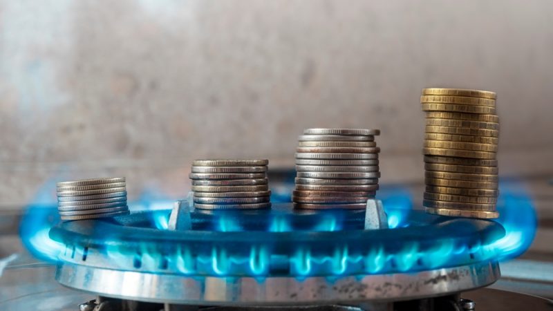 Stopping the Russian war machine: Prospects for EU and US energy sanctions
