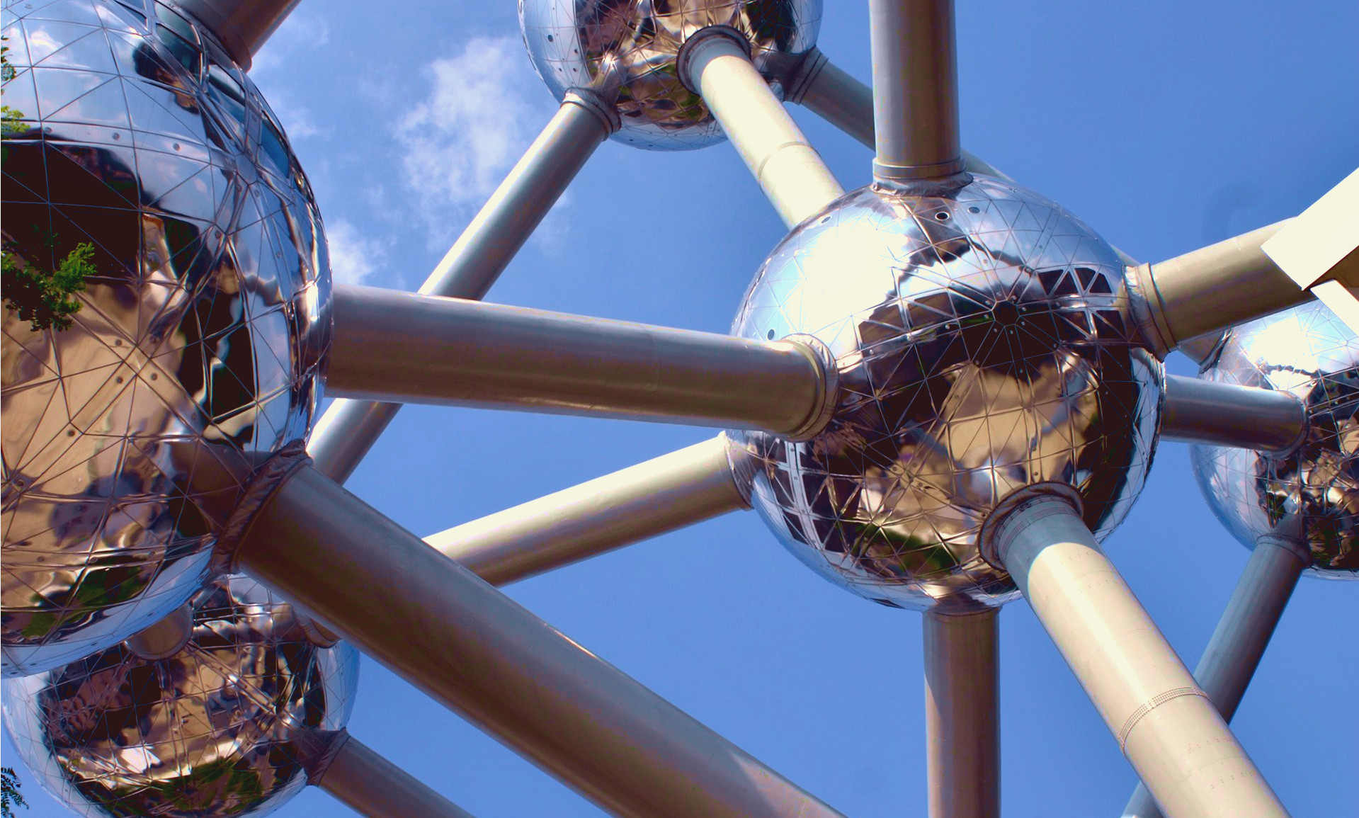 Crisis and cohesion in the European Union – A ten-year perspective