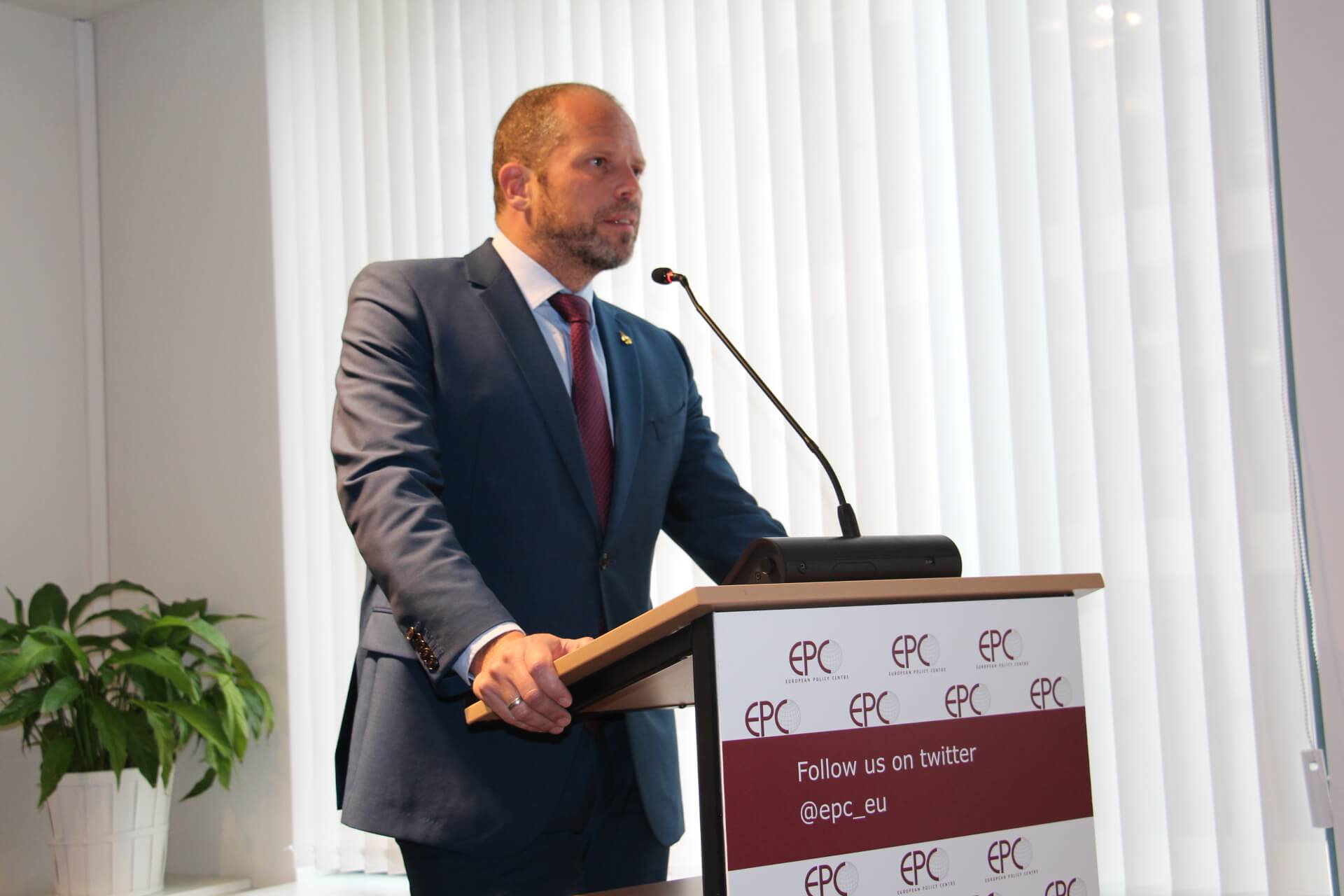 Belgium's Francken: Real Ukraine ceasefire unlikely with Putin's goals unmet
